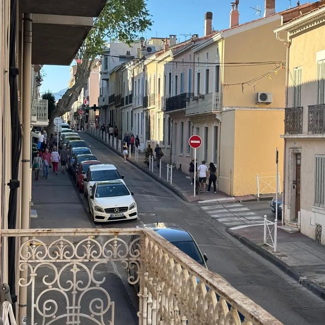 Apartament Studio Plages Du Mourillon Tulon Francja